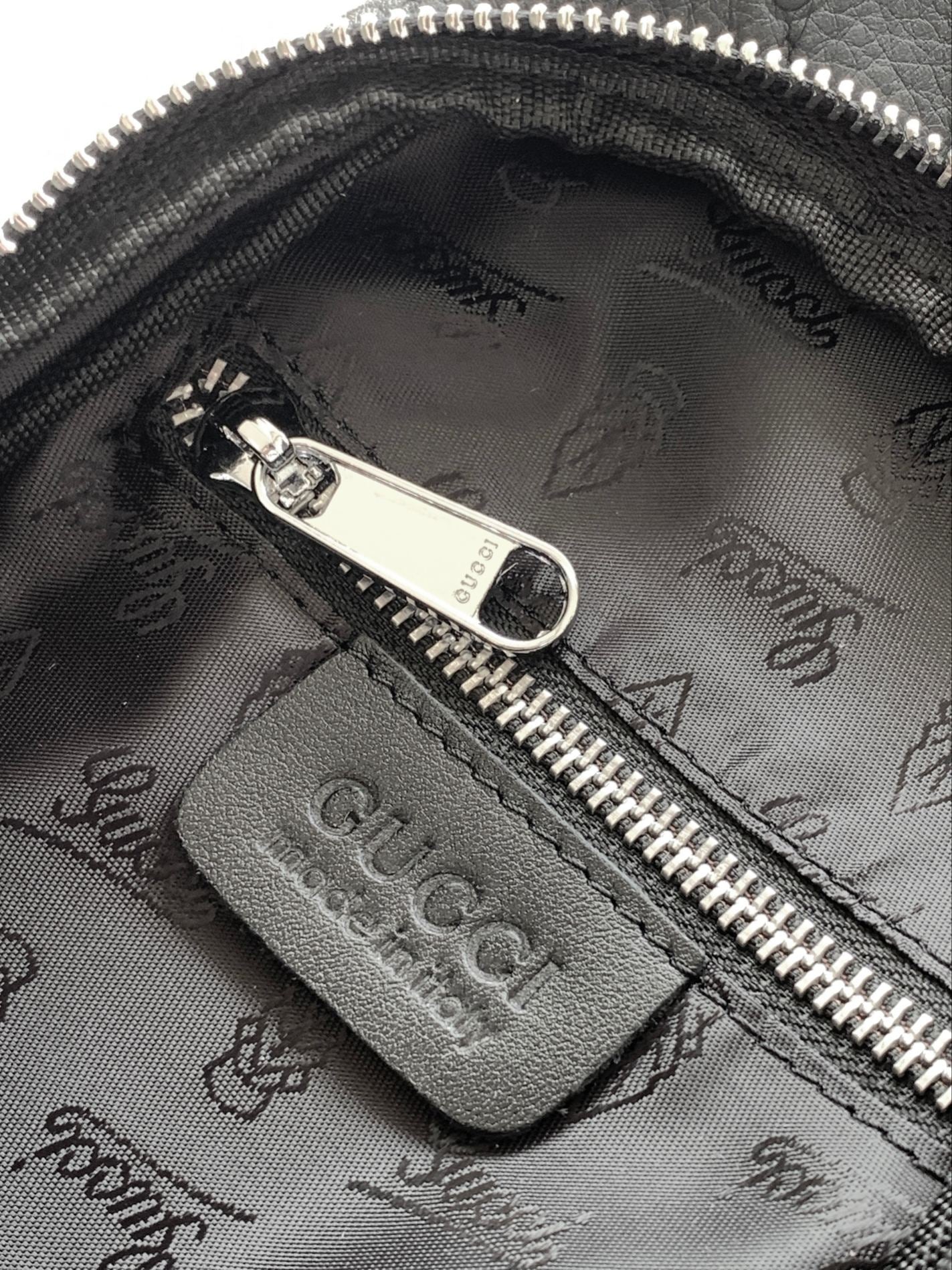 Gg new arrival men bag size : 16.5x30x6 cm