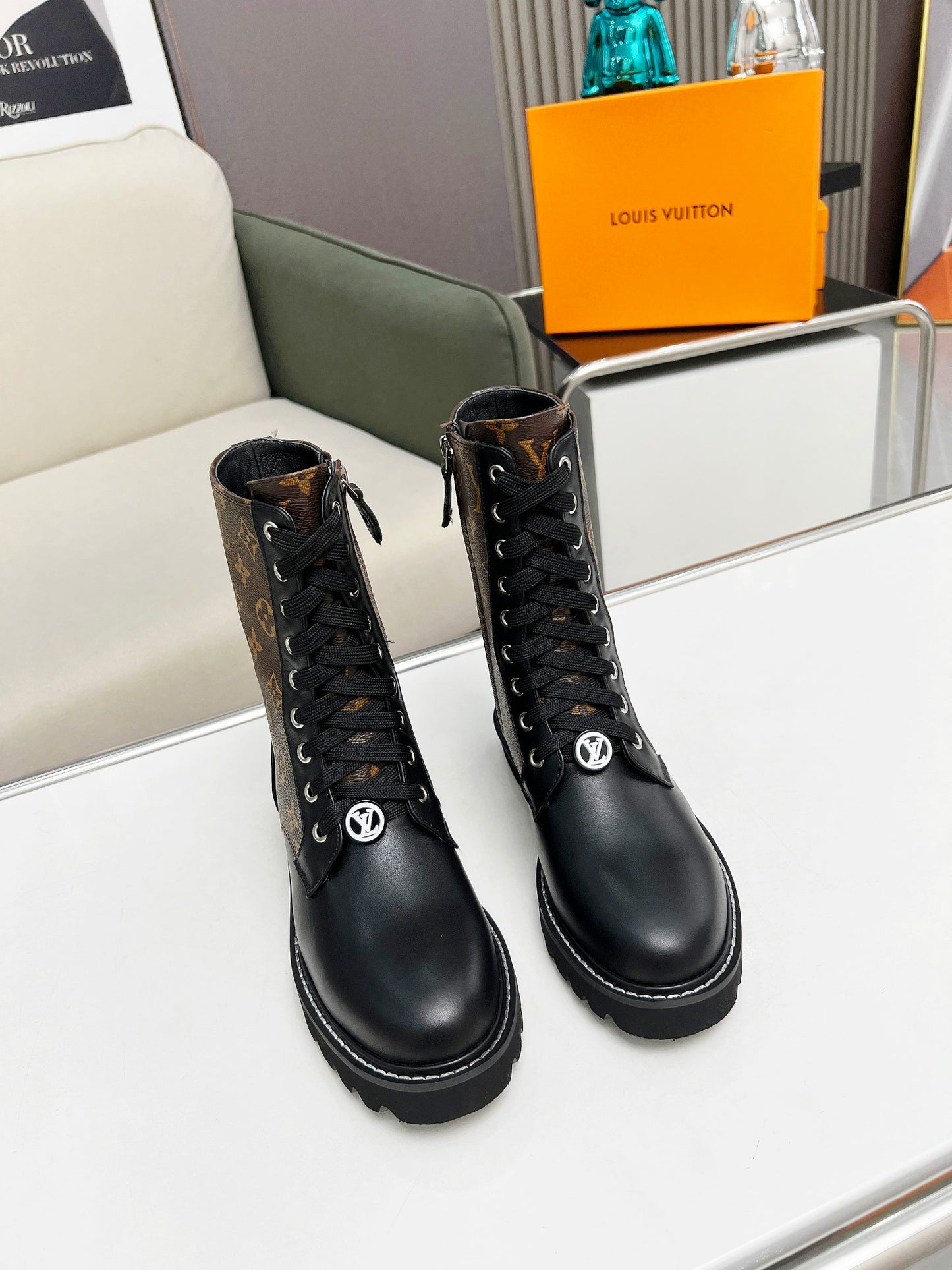 Louis new arrival women boots 0011