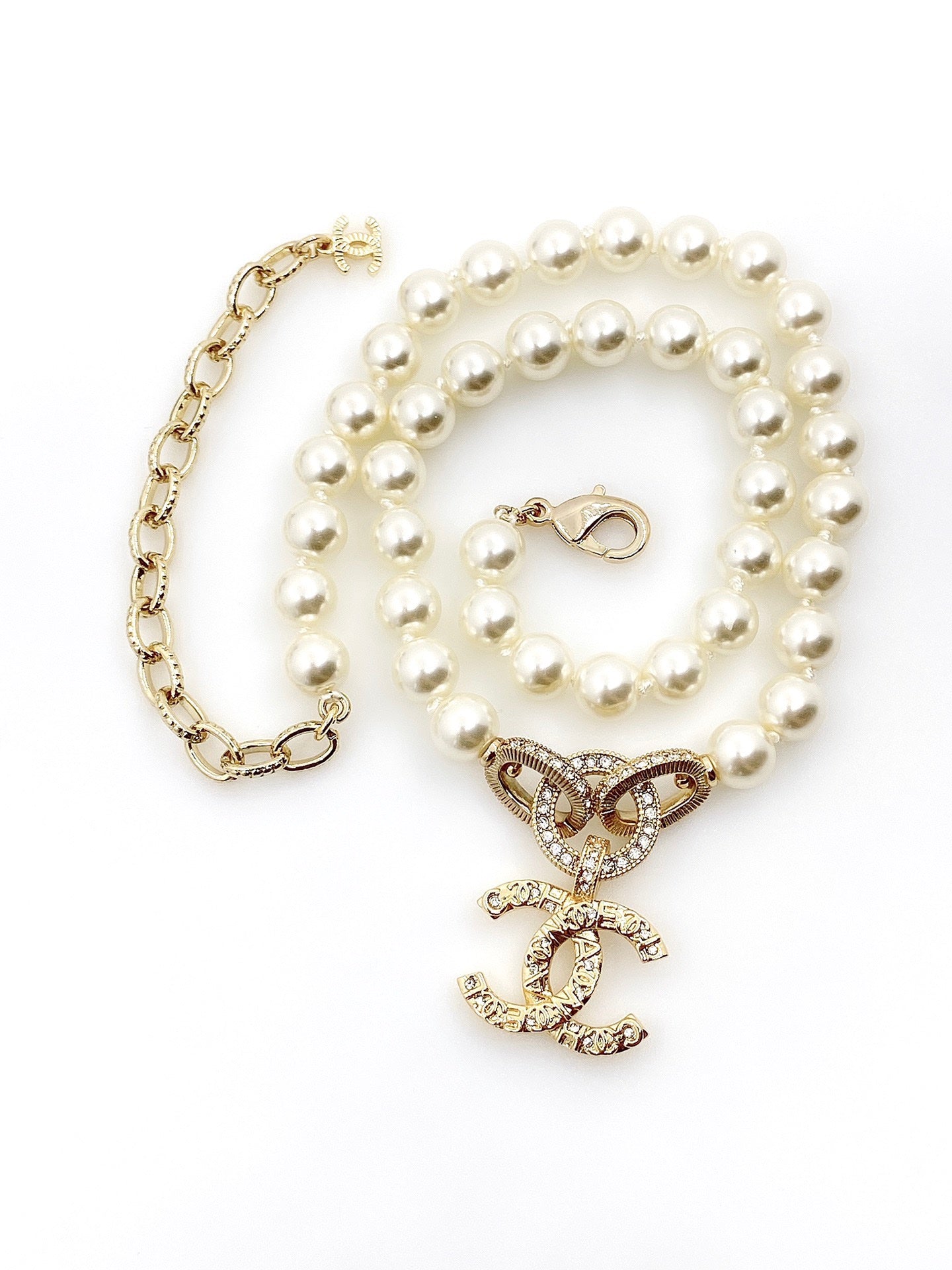 CC Necklace 0025