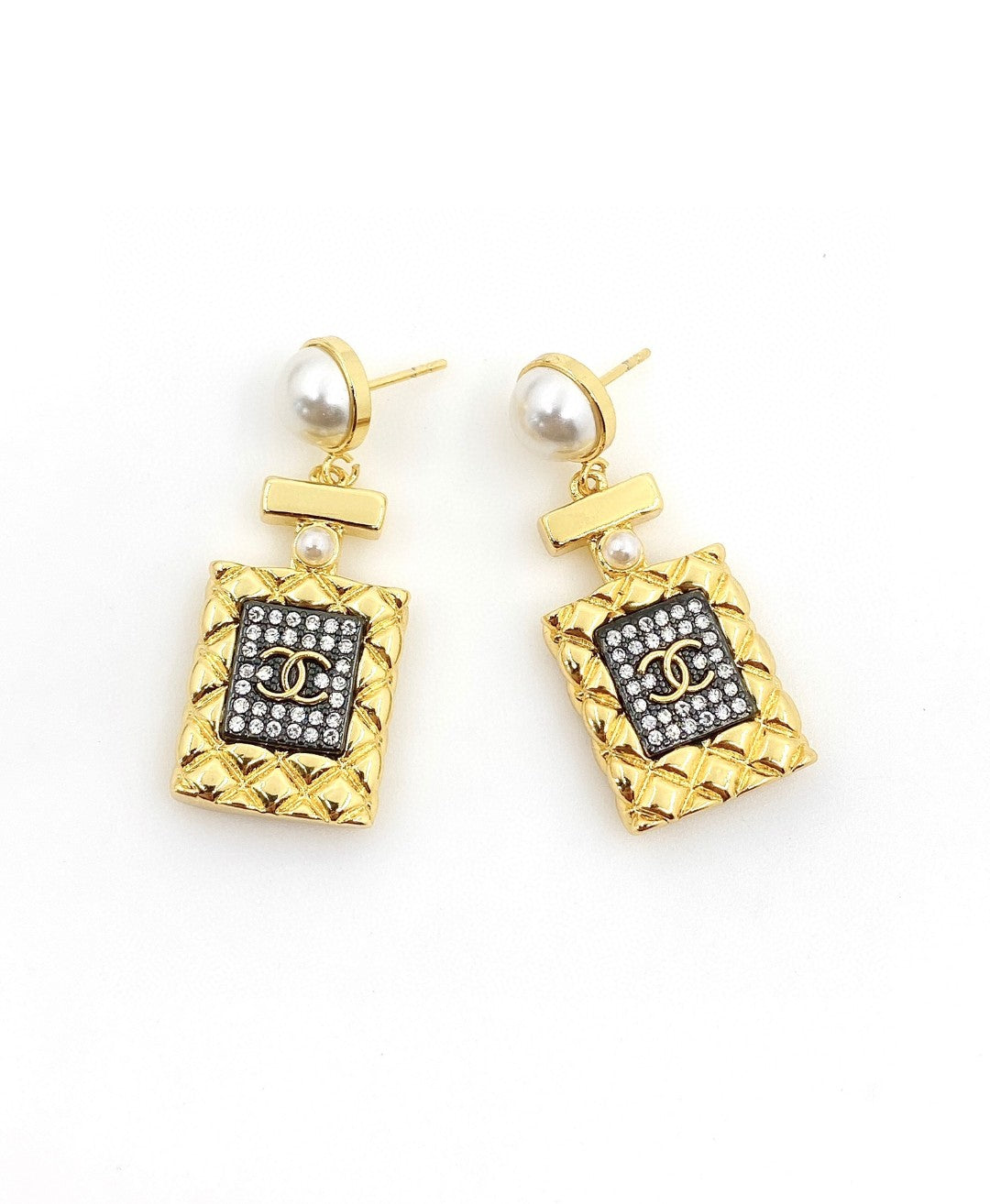 CC Earrings 0025