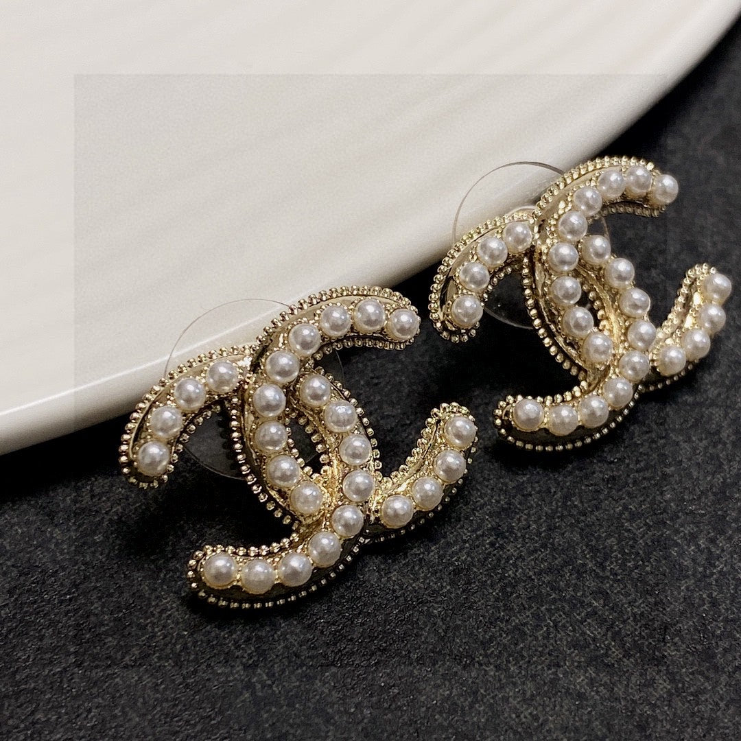 CC Earrings 0010