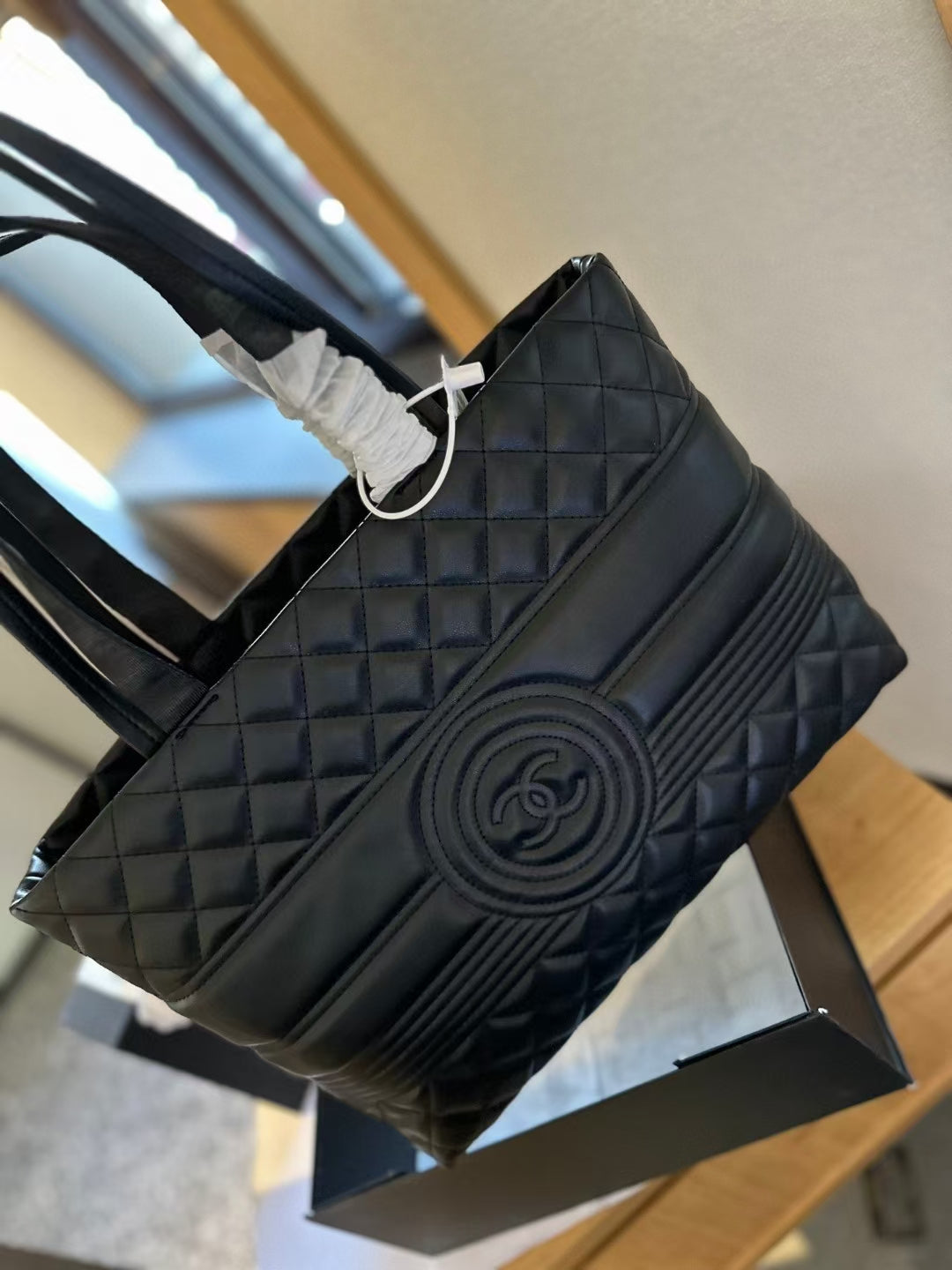 Cc new arrival tote bag size: 28 cm