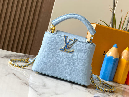 Louis Milky Way Capucines BB  Taurillon leather M23082 size: 21×14×8cm