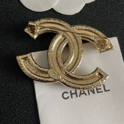 Cc brooch 0076