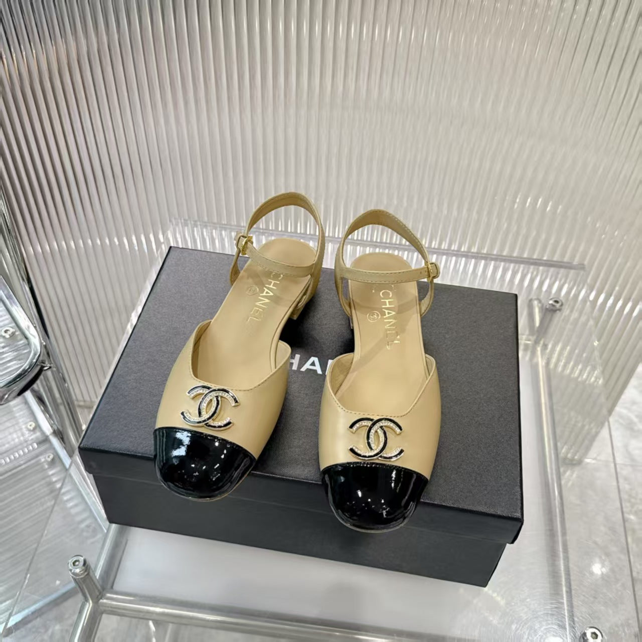 CC new arrival women 25p shoes 010 heels 1.5 cm