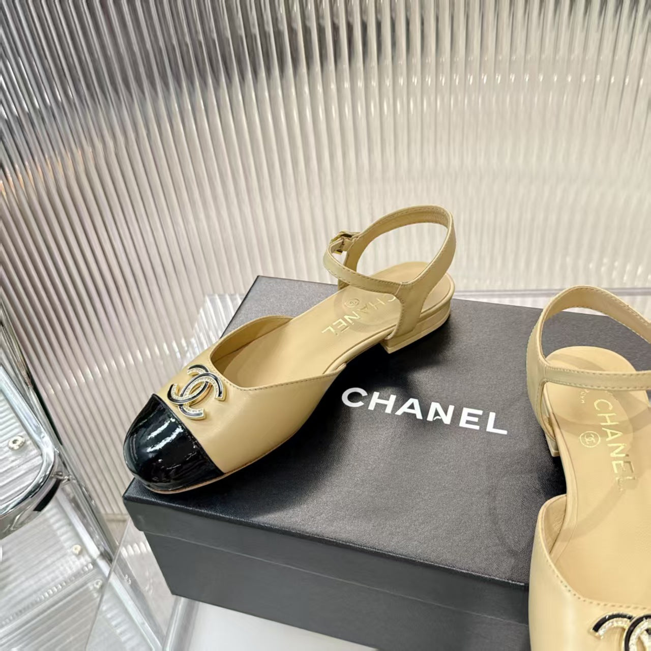 CC new arrival women 25p shoes 010 heels 1.5 cm