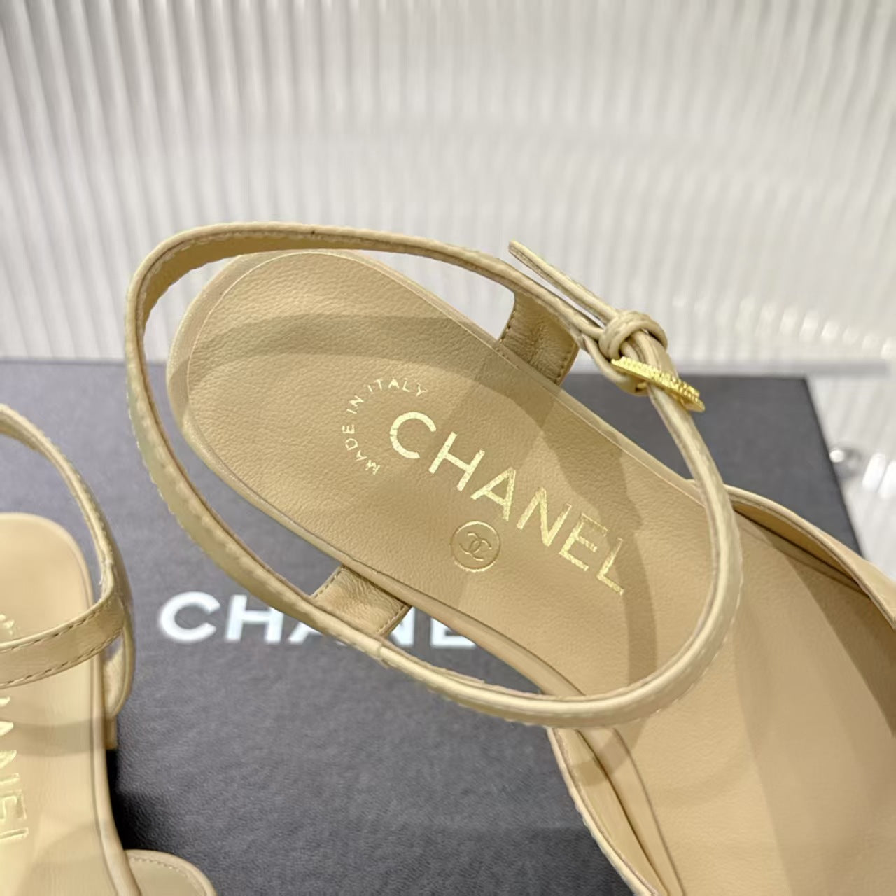 CC new arrival women 25p shoes 010 heels 1.5 cm