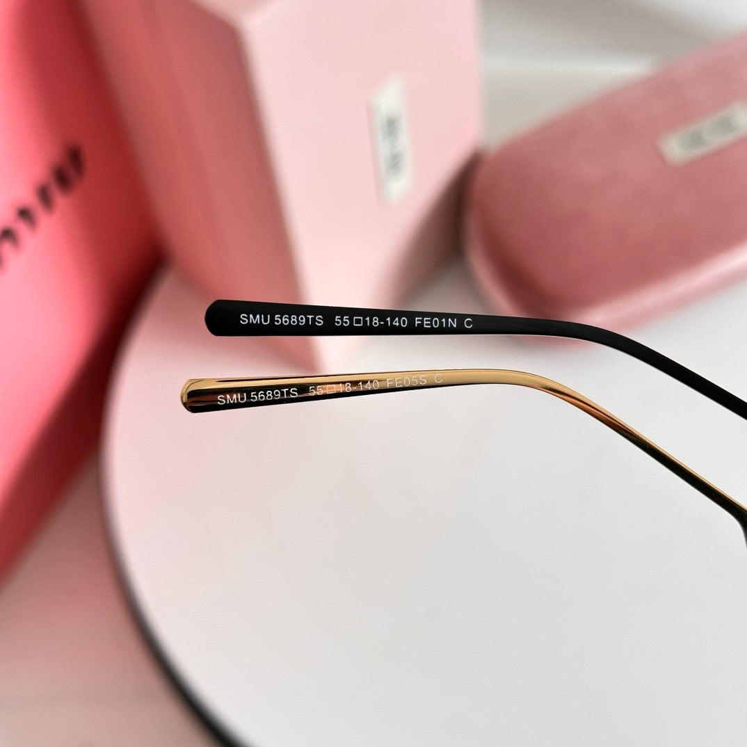 MIU MI* Eyewear SIZE: 55-18-140
