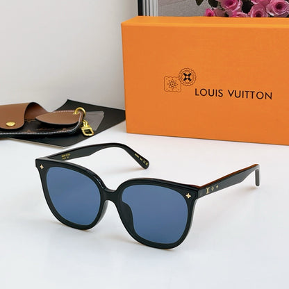 Louis Eyewear SIZE: 55-18-145