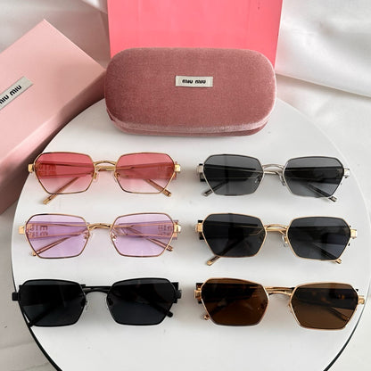MIU MI* Eyewear SIZE: 58-18-140