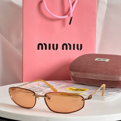 MIU MI* Eyewear SIZE: