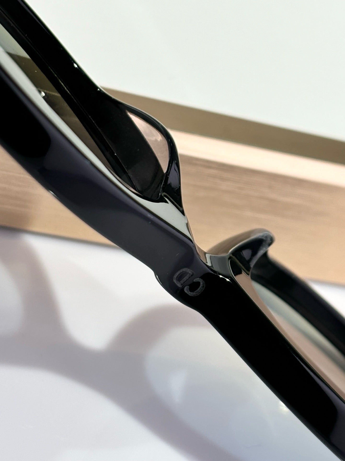 DI*R Eyewear SIZE:
