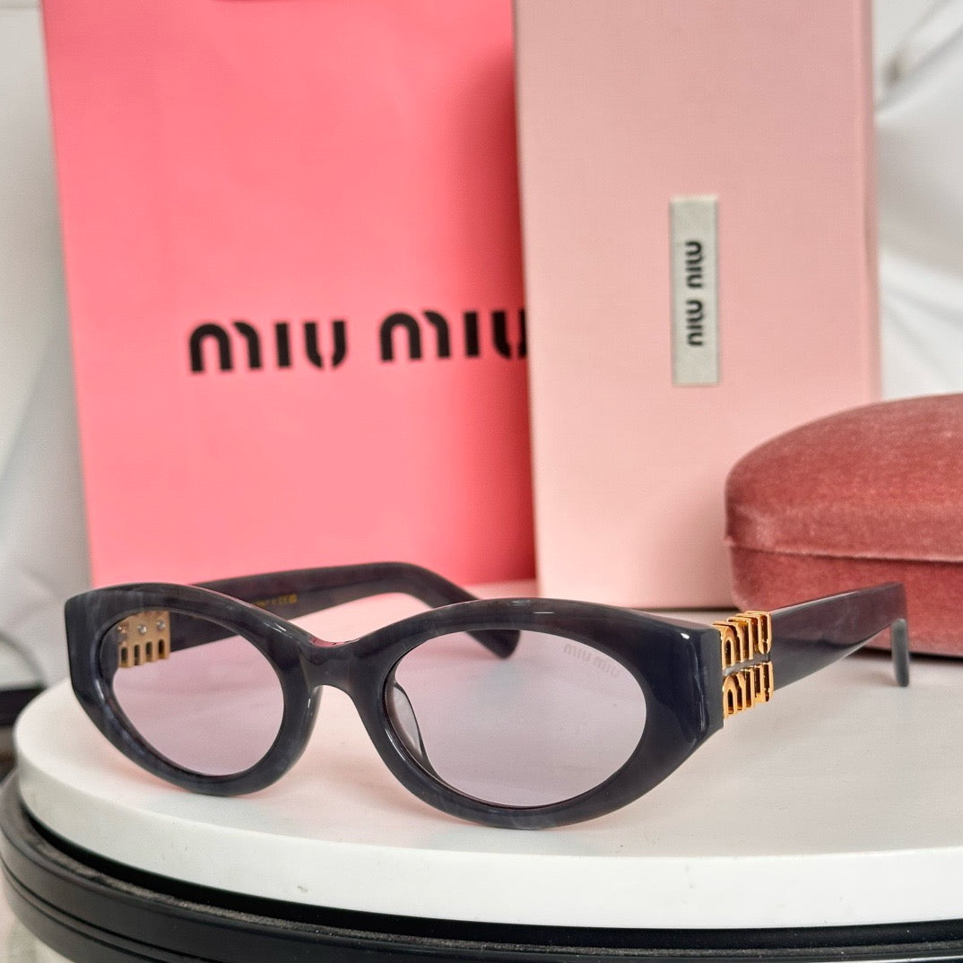 MIU MI* Eyewear SIZE: 53-21-140