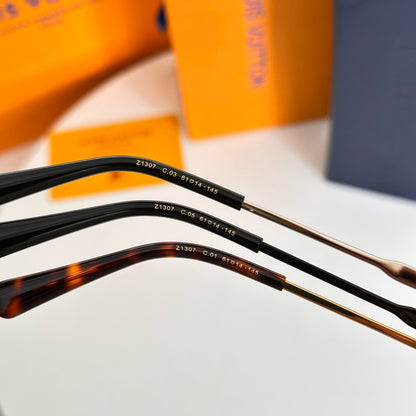 Louis Eyewear SIZE: 61-14-145
