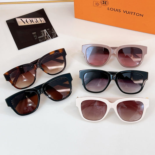 Louis Eyewear SIZE: 53-18-140