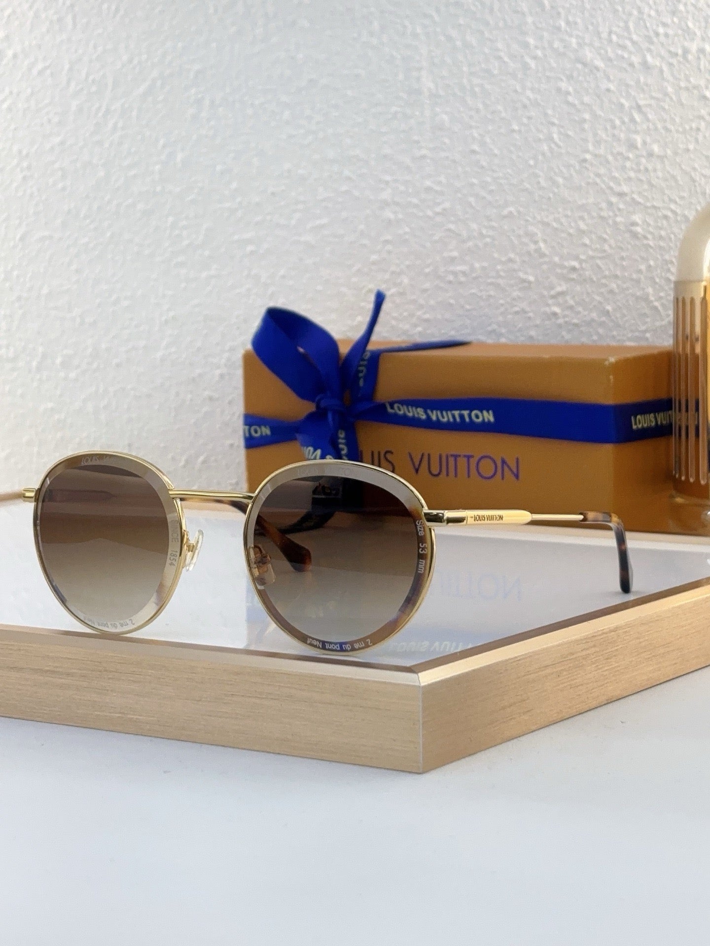 Louis Eyewear SIZE: 53-22-145
