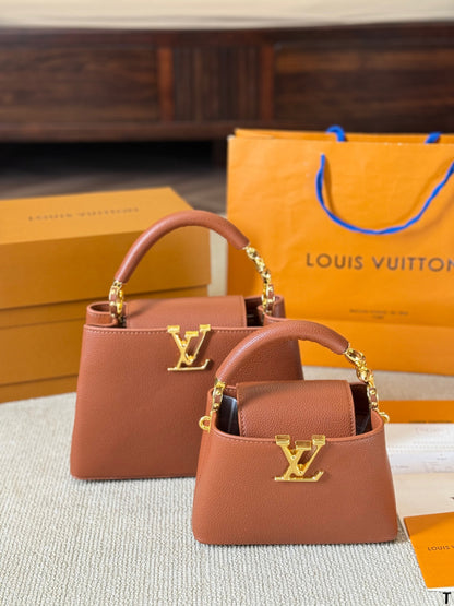Louis new arrival capucines bag 008