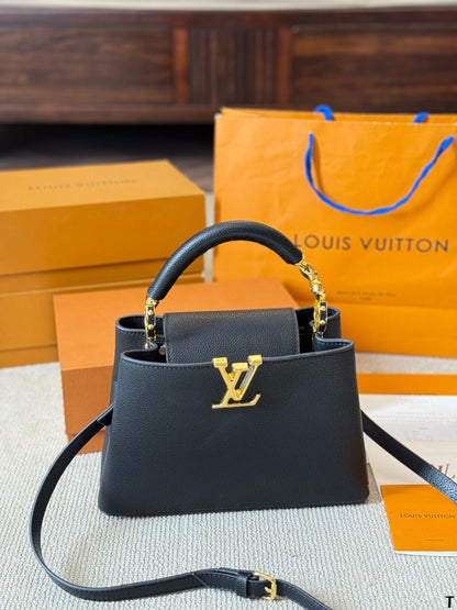 Louis new arrival capucines bag 008