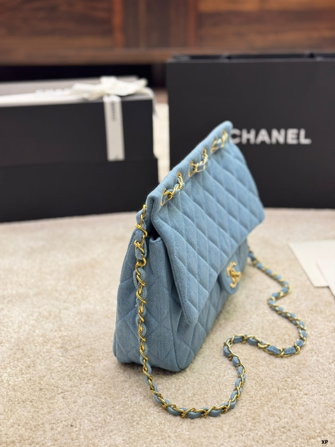 Cc new arrival vintage chain bag size: 30 * 20 cm