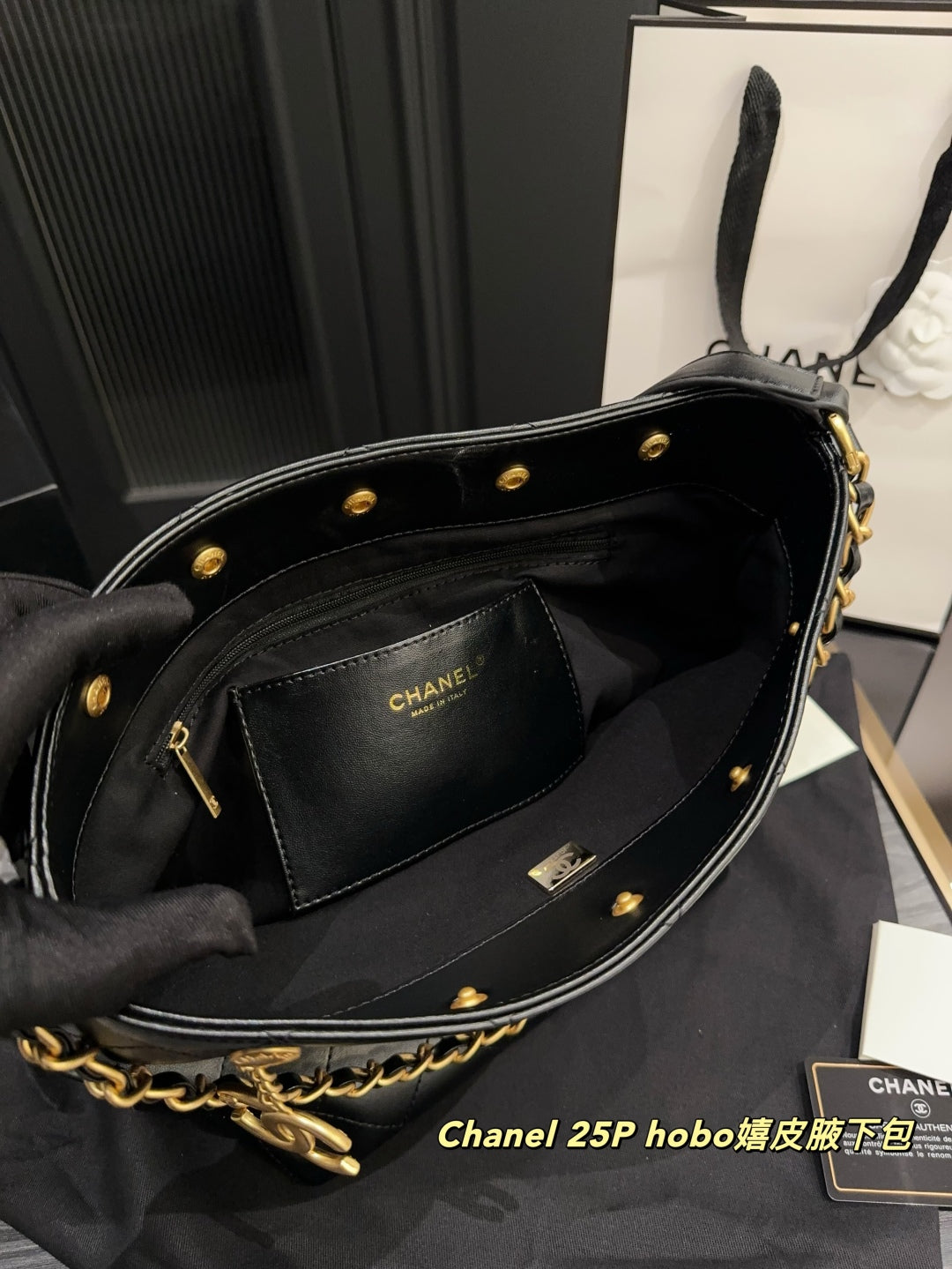 Cc new arrival 25P hobo bag size: 23*24 cm