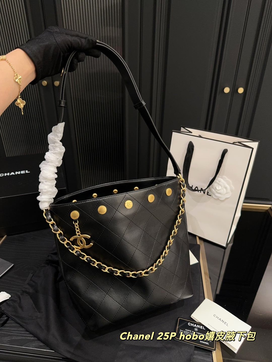 Cc new arrival 25P hobo bag size: 23*24 cm