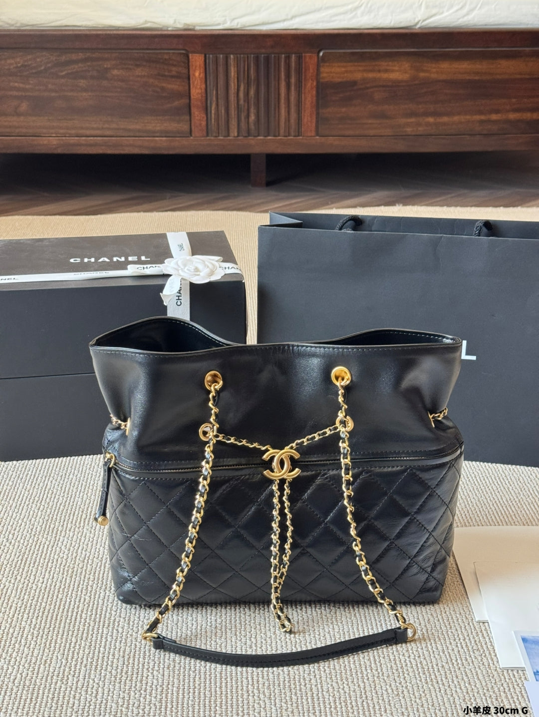 Cc new arrival tote chain bag size: 30*25 cm
