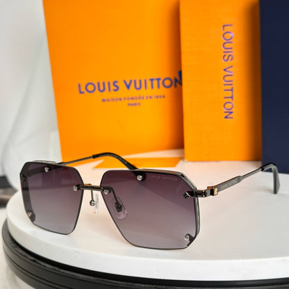 Louis Eyewear SIZE: 61-14-145