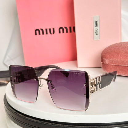 MIU MI* Eyewear SIZE: 64-17-140