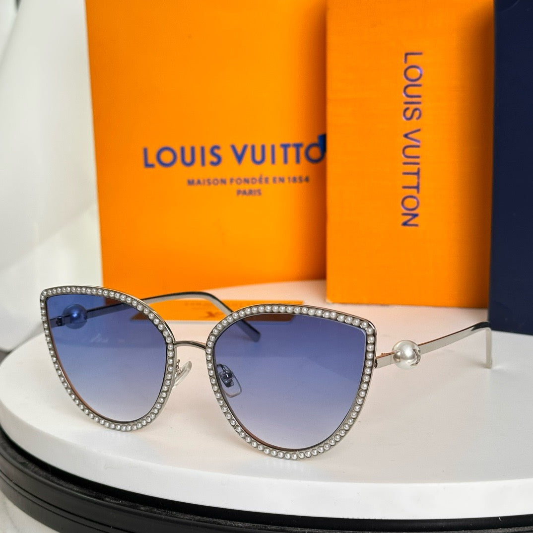 Louis Eyewear SIZE: