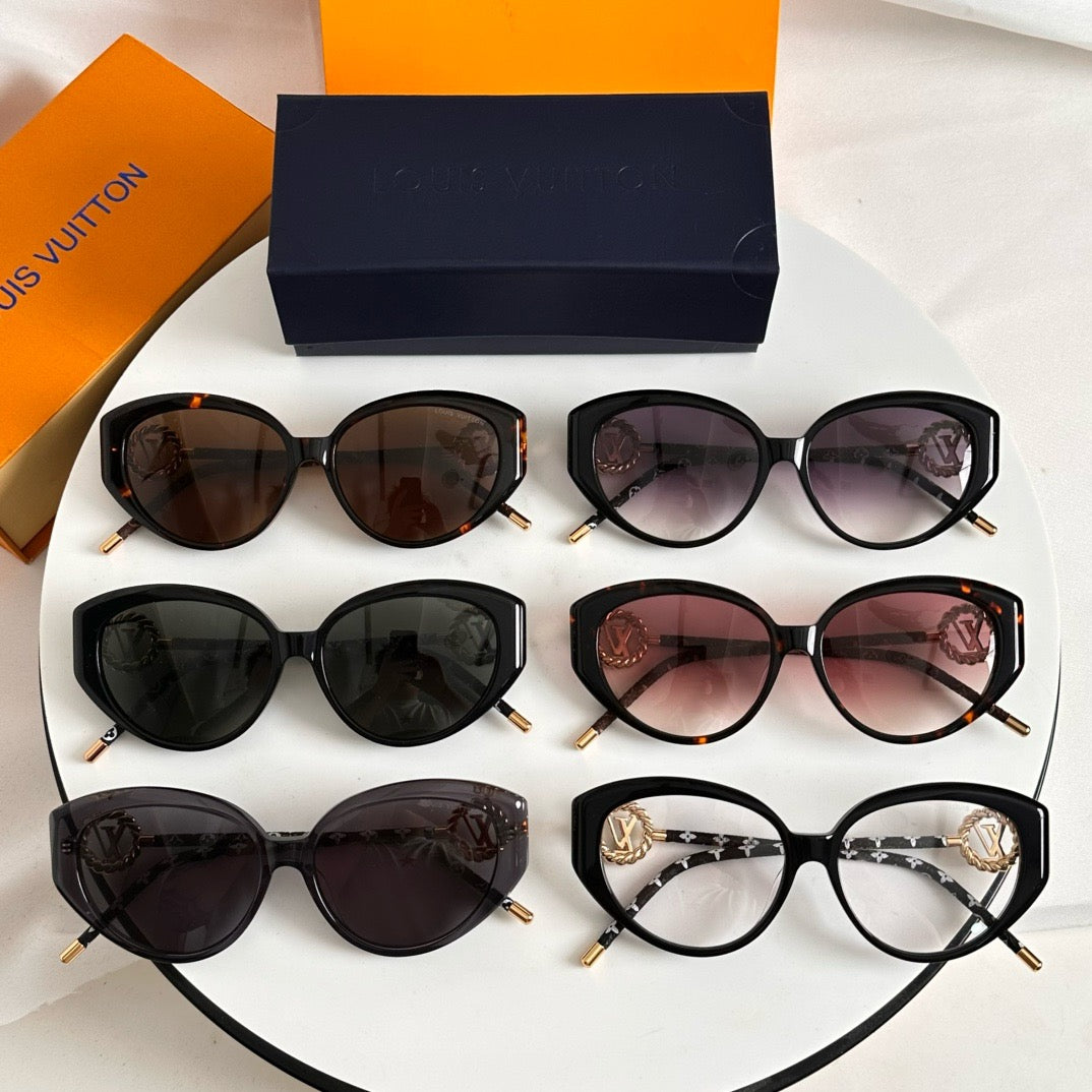Louis Eyewear SIZE: 57-16-145
