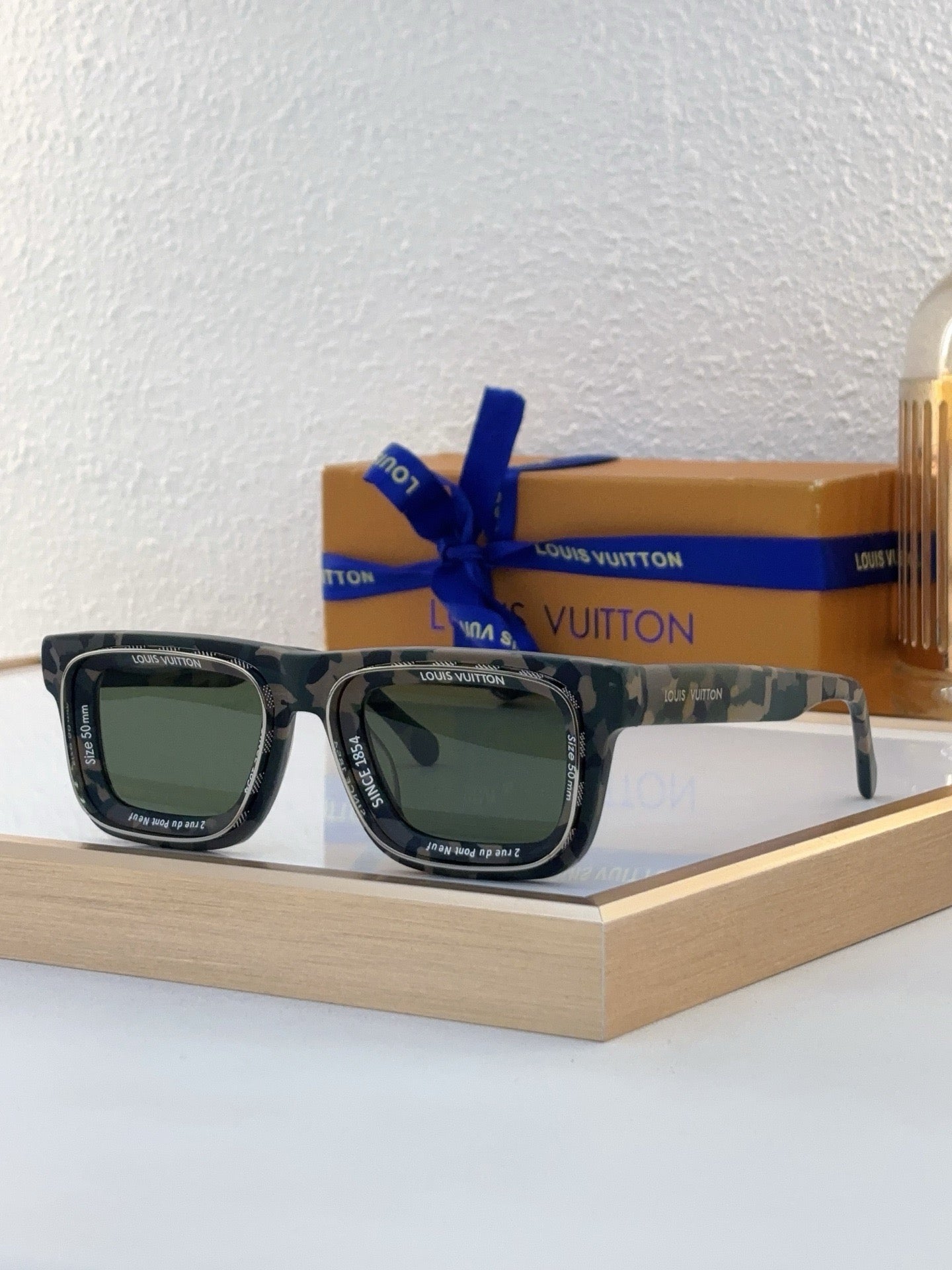 Louis Eyewear SIZE: 50-24-145