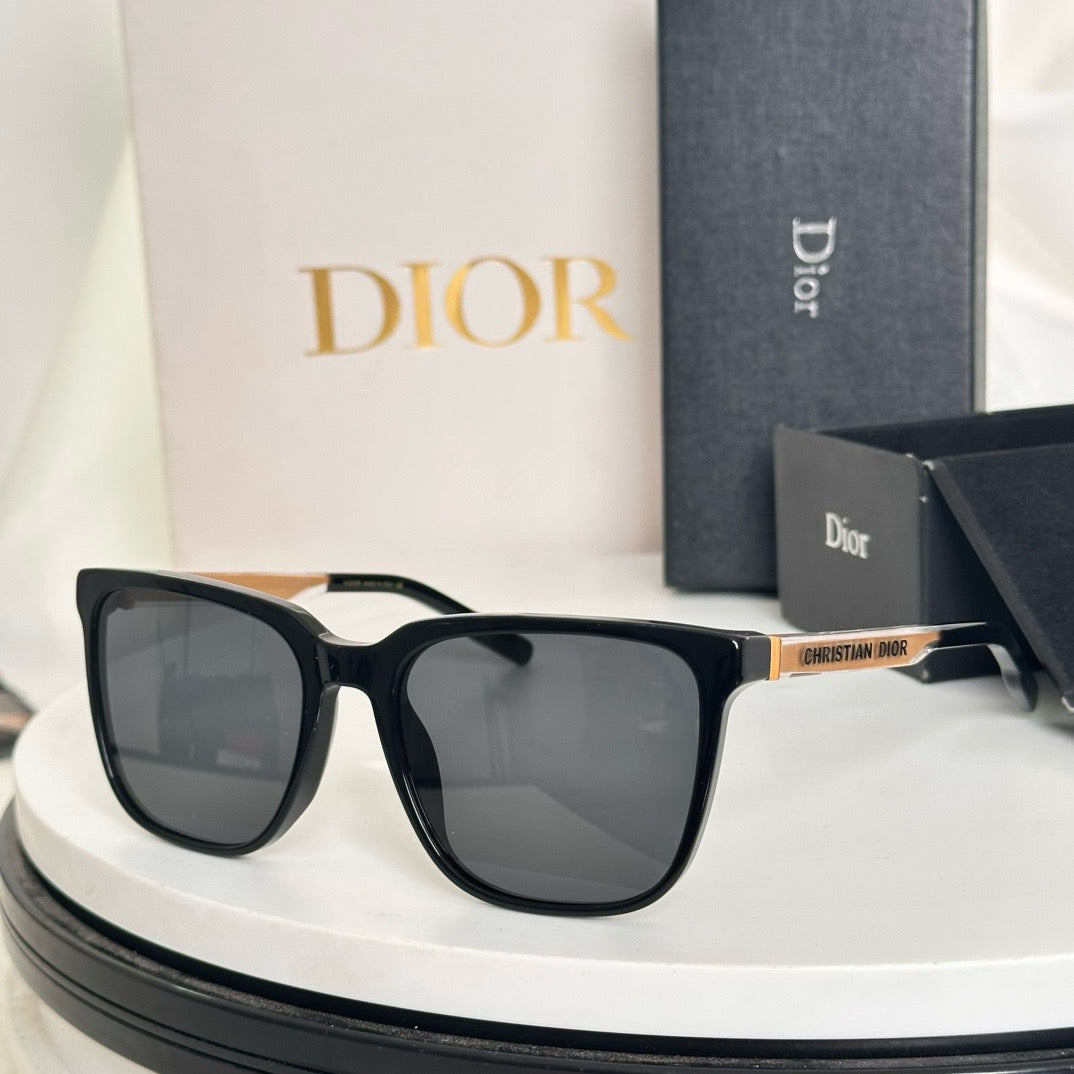 DI*R Eyewear SIZE: