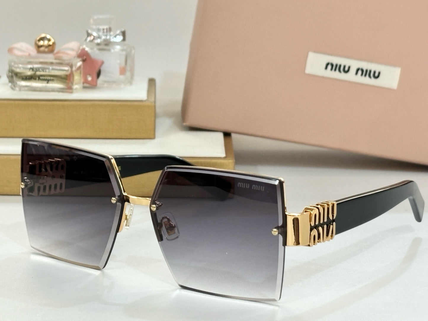 MIU MI* Eyewear SIZE: 63-14-140
