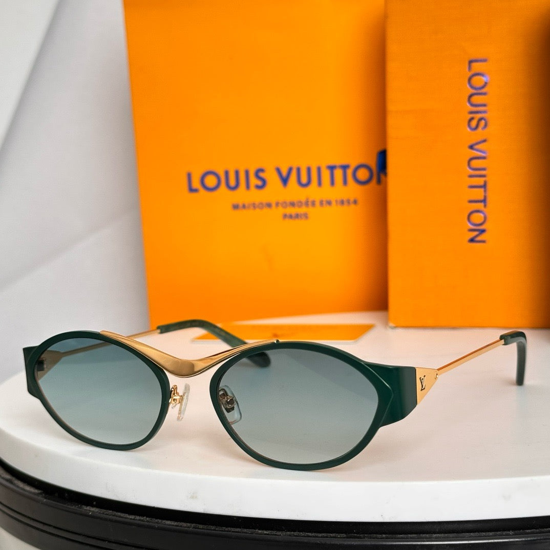 Louis Eyewear SIZE: 56-19-143