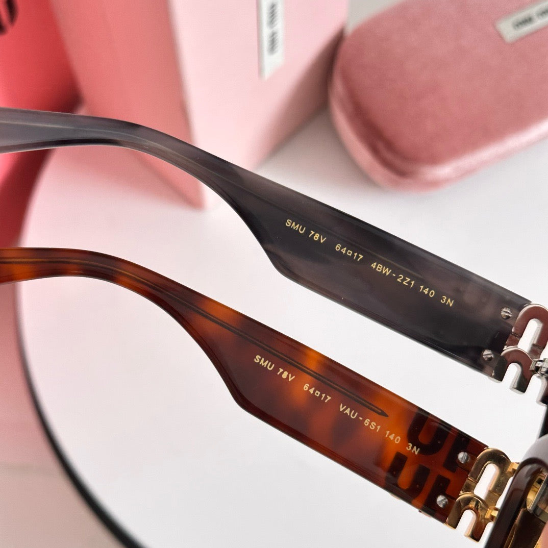 MIU MI* Eyewear SIZE: 64-17-140