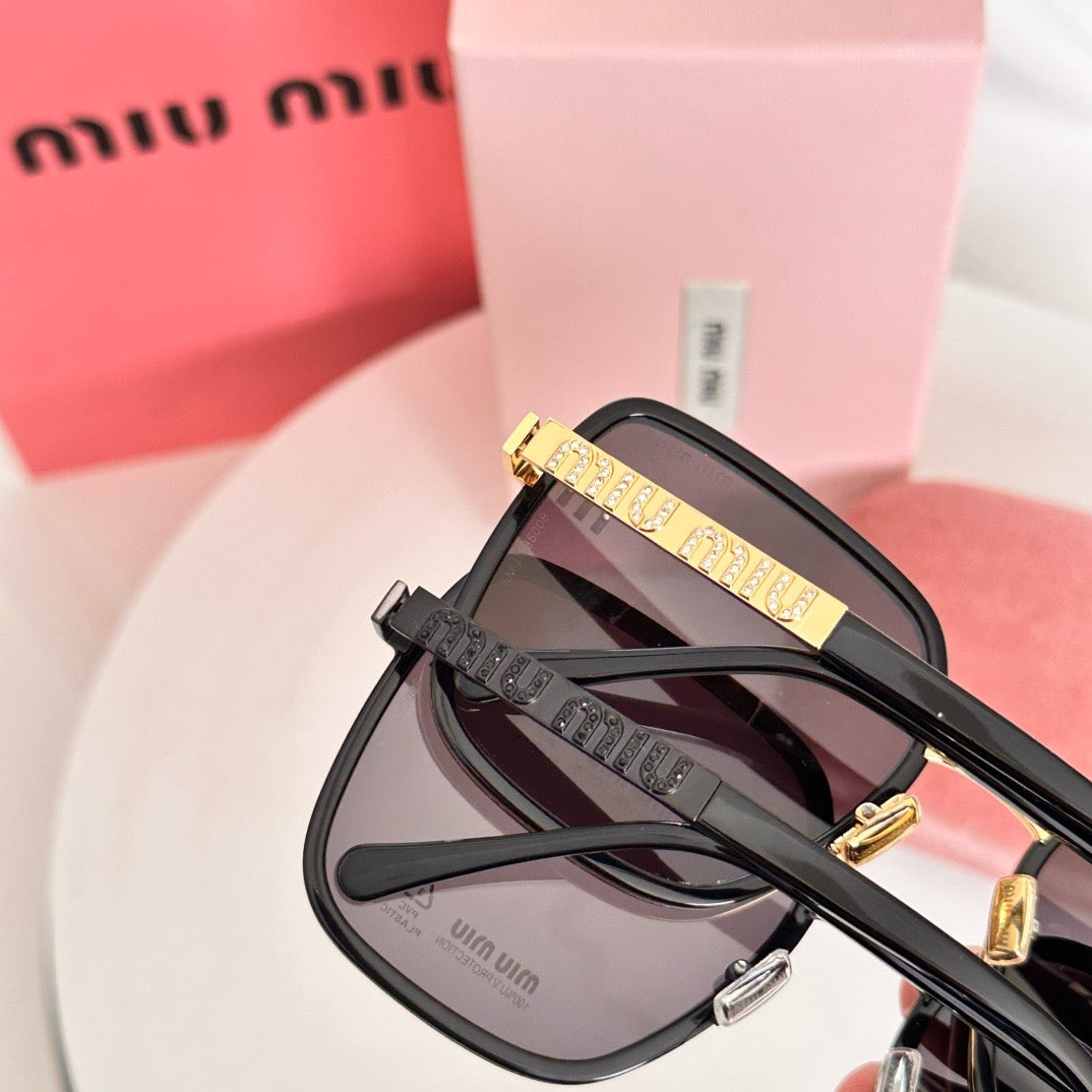 MIU MI* Eyewear SIZE: 58-18-145