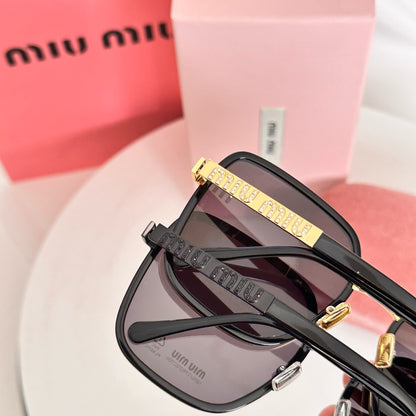 MIU MI* Eyewear SIZE: 58-18-145