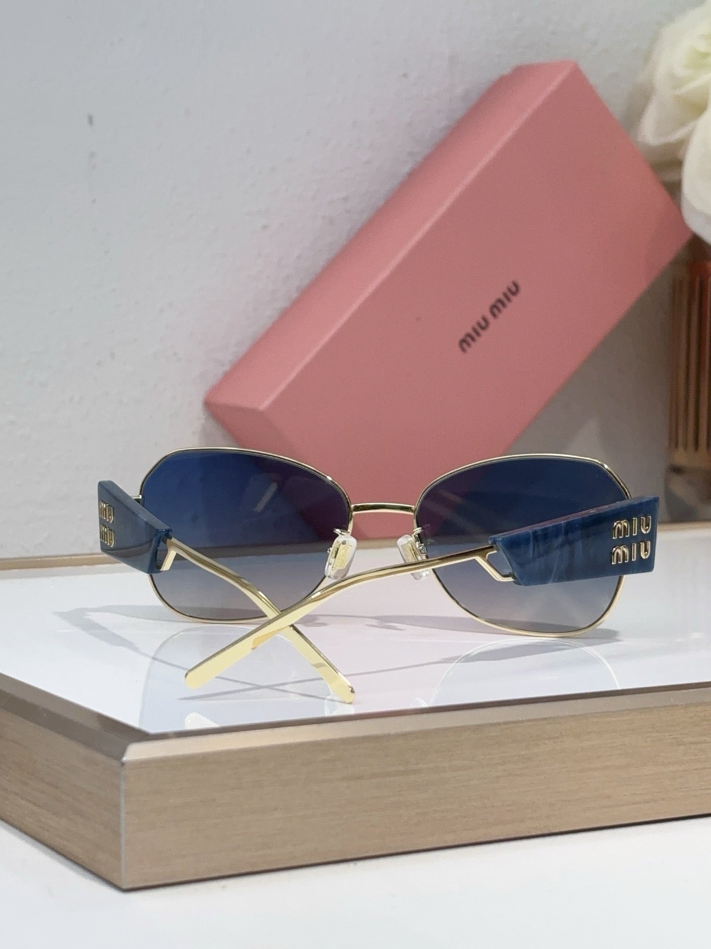MIU MI* Eyewear SIZE: 55-18-145