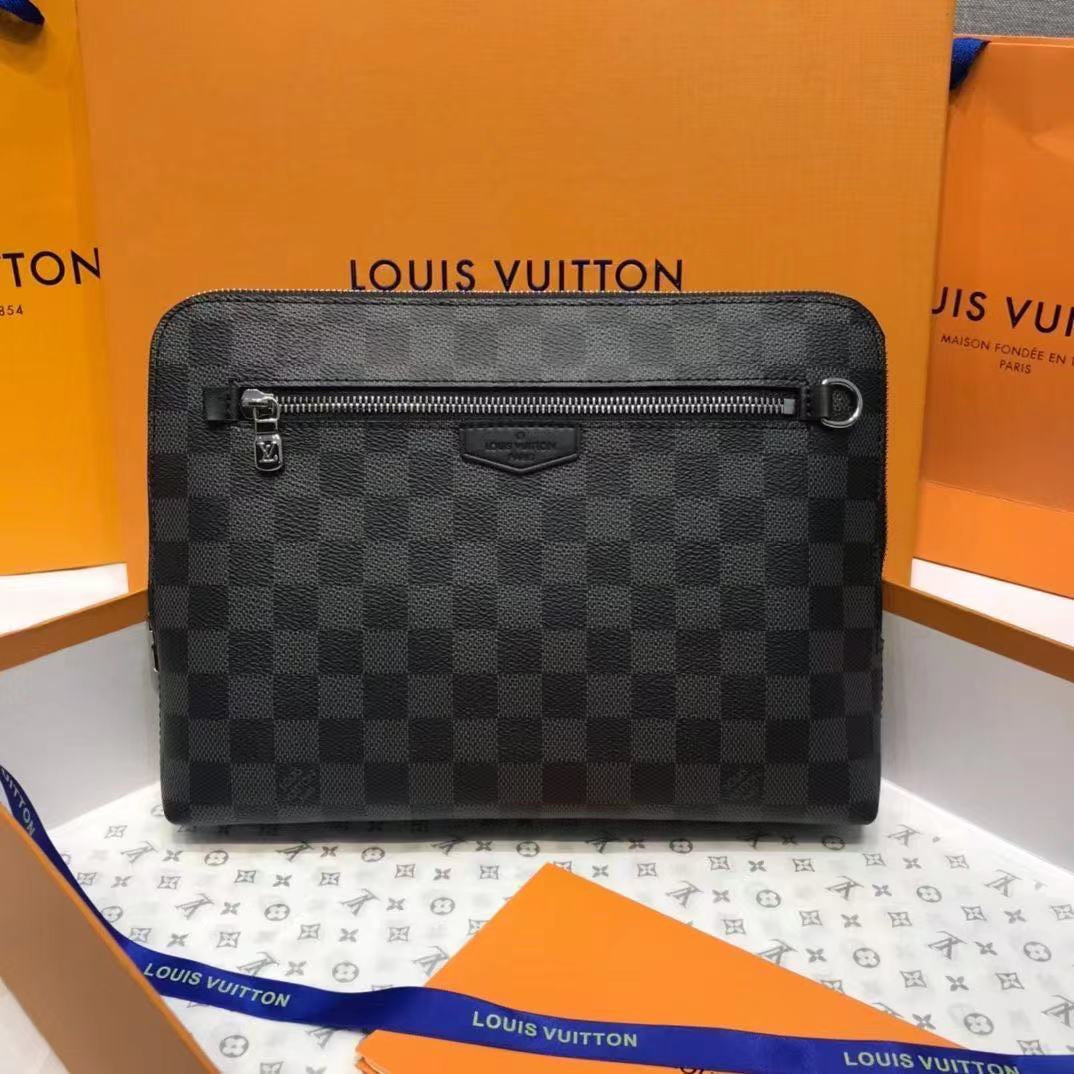 Louis new pouch damier graphite bag size： 21.0 x 27.0 x 5.0 cm