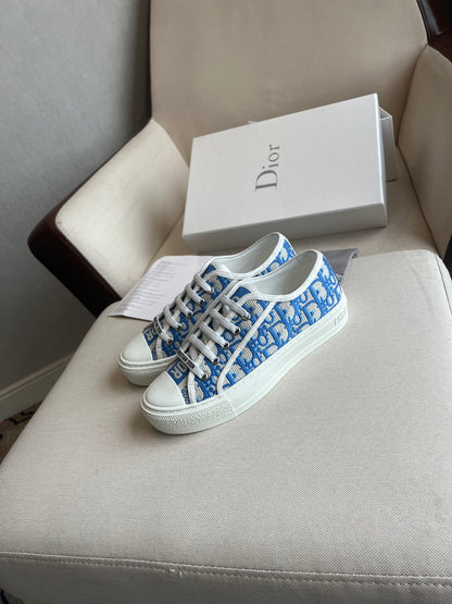 D new arrival women sneakers 02