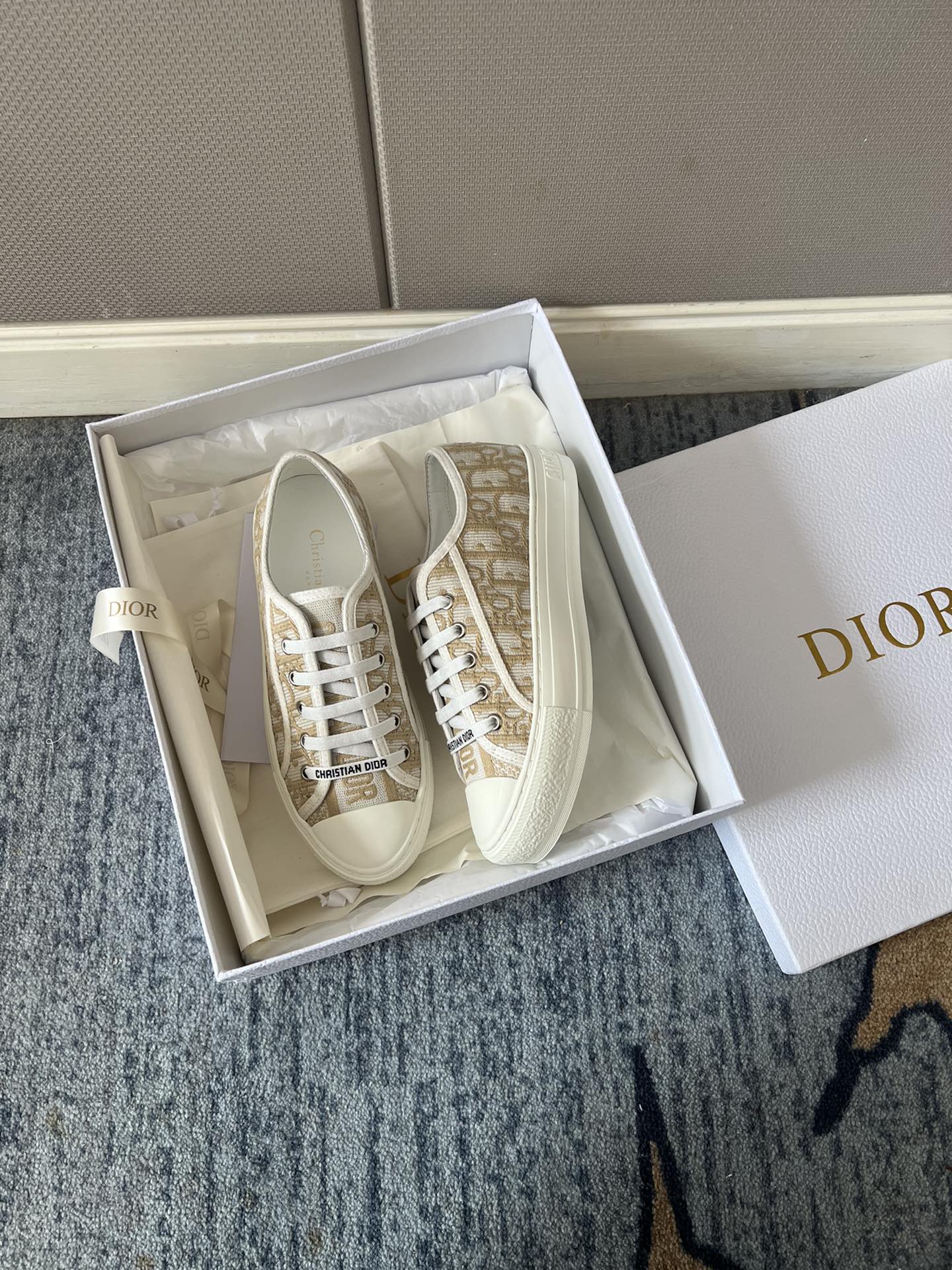 D new arrival women sneakers 02