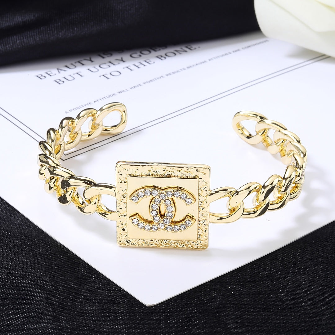 CC Bracelet 0004