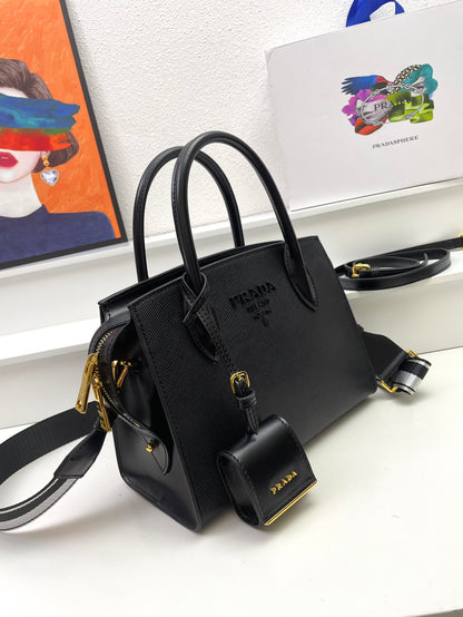 Pra Monochrome new arrival bag size : 24.18.12cm