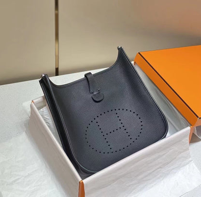 H Evelyne29 new arrival 10 size : 29*30 cm