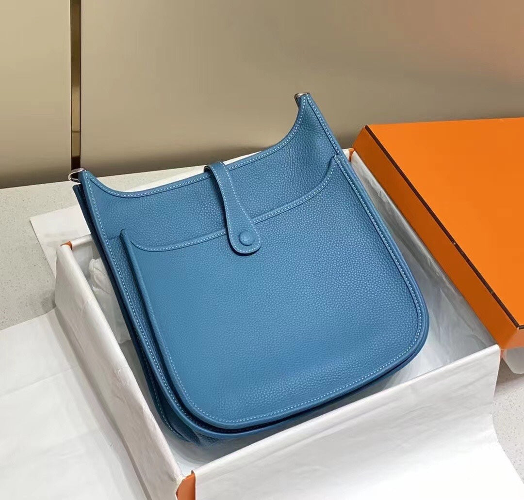 H Evelyne29 new arrival 05 size : 29*30 cm