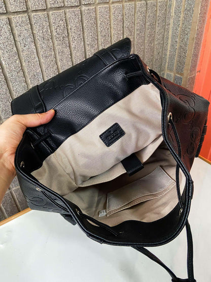 GG new arrival backpack bag size : 32 x 42 cm