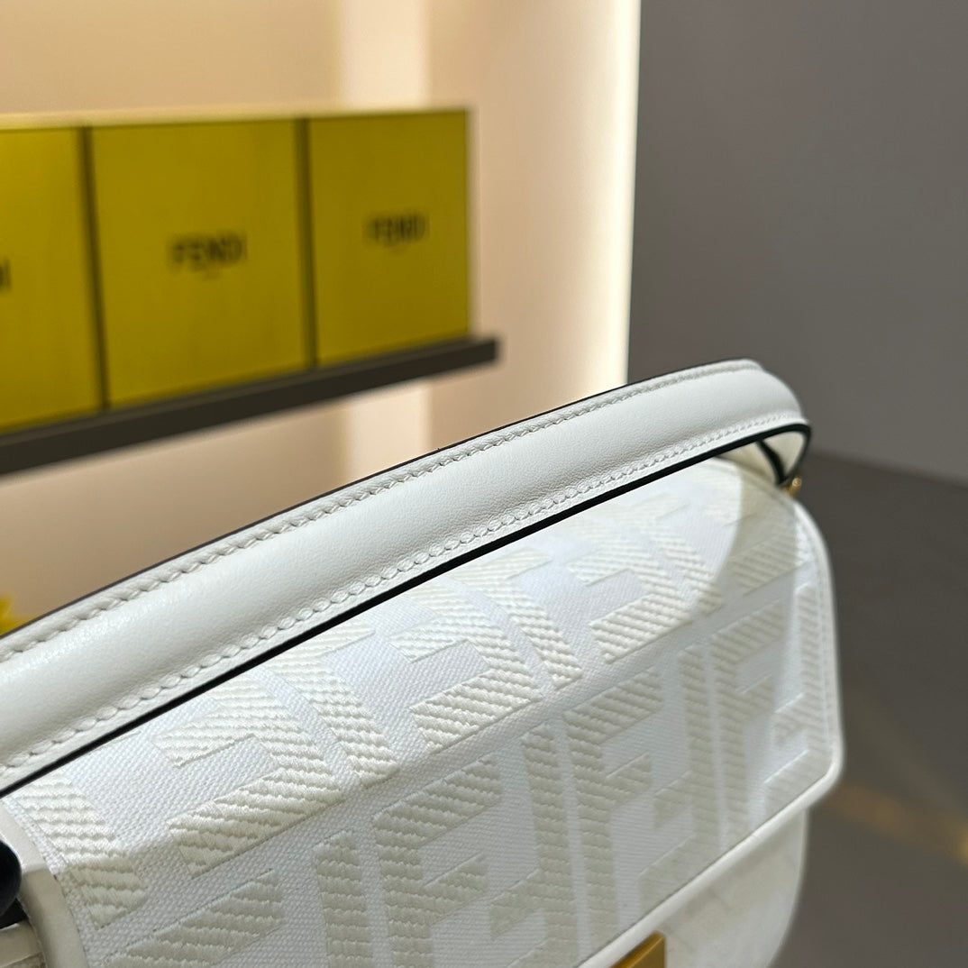 FEN Baguette bag size: 28/6.5/13.5cm