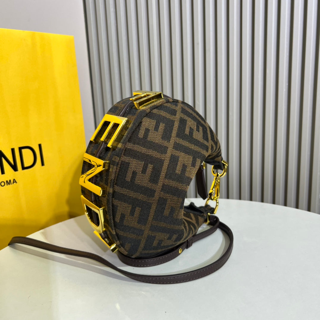 Fen new small moon bag size : 20/13/7 cm