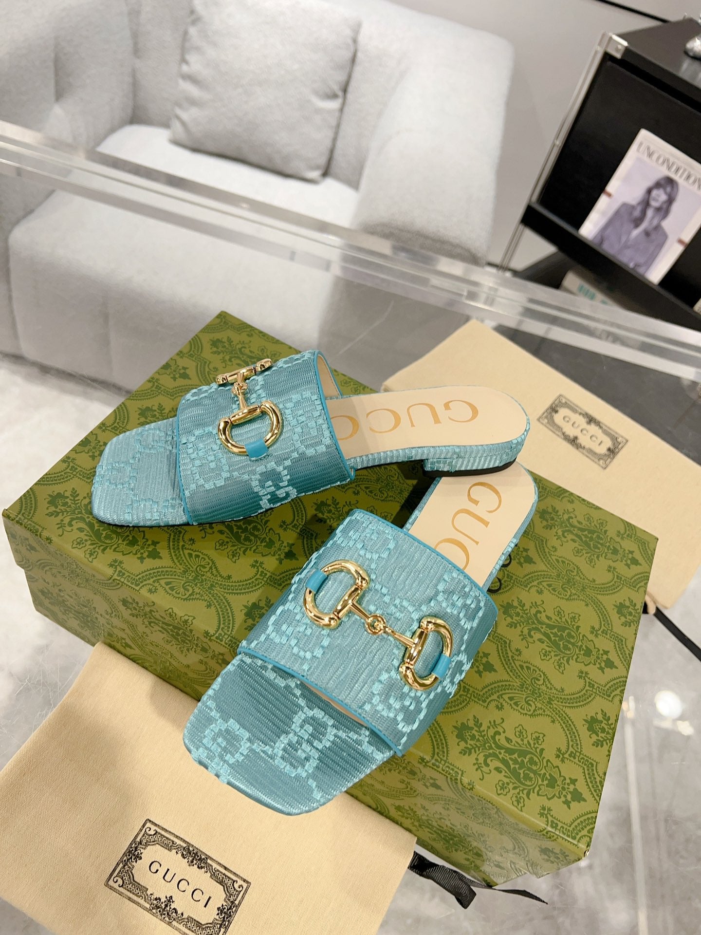 GG new arrival women slippers 01