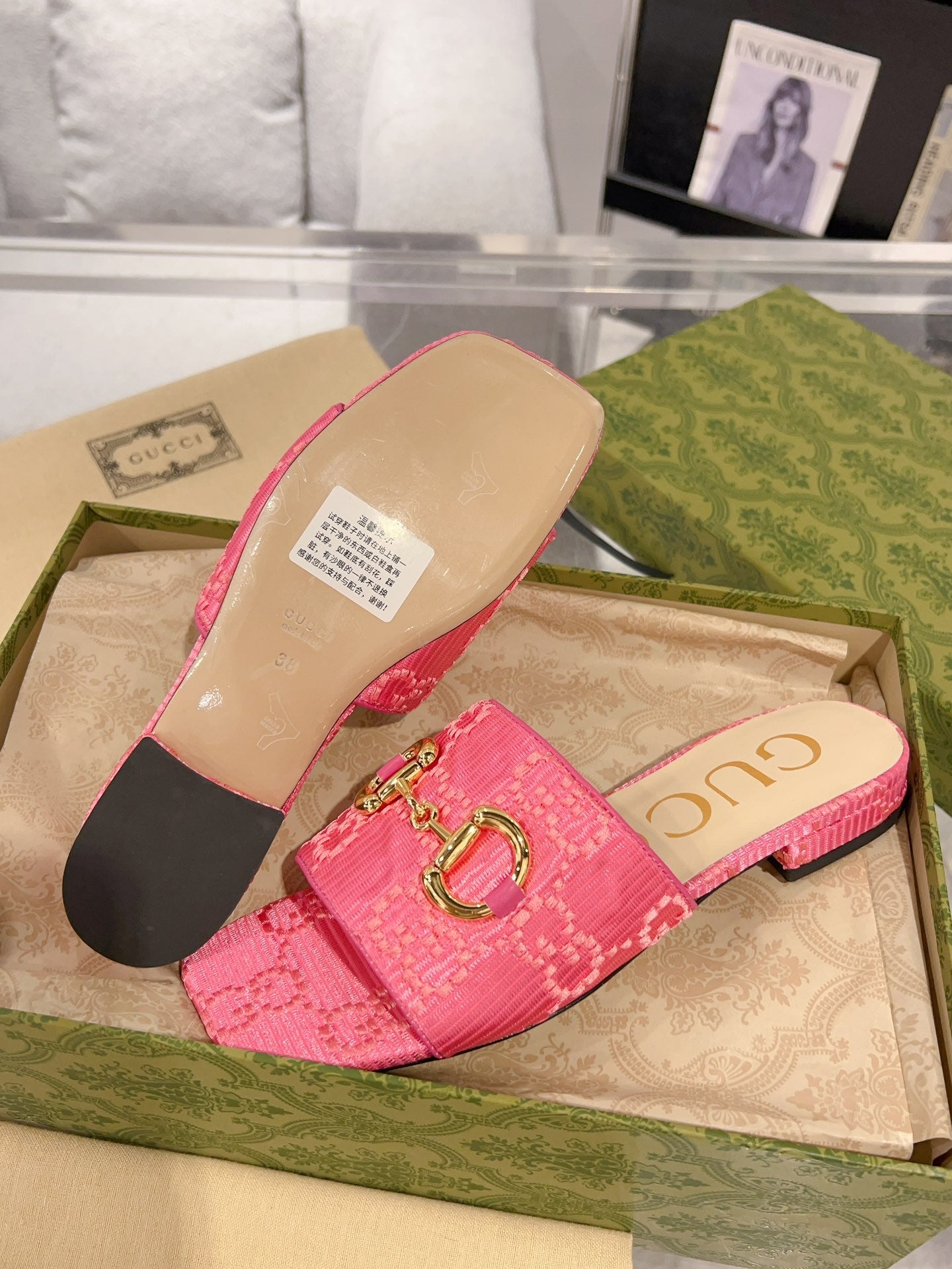 GG new arrival women slippers 01